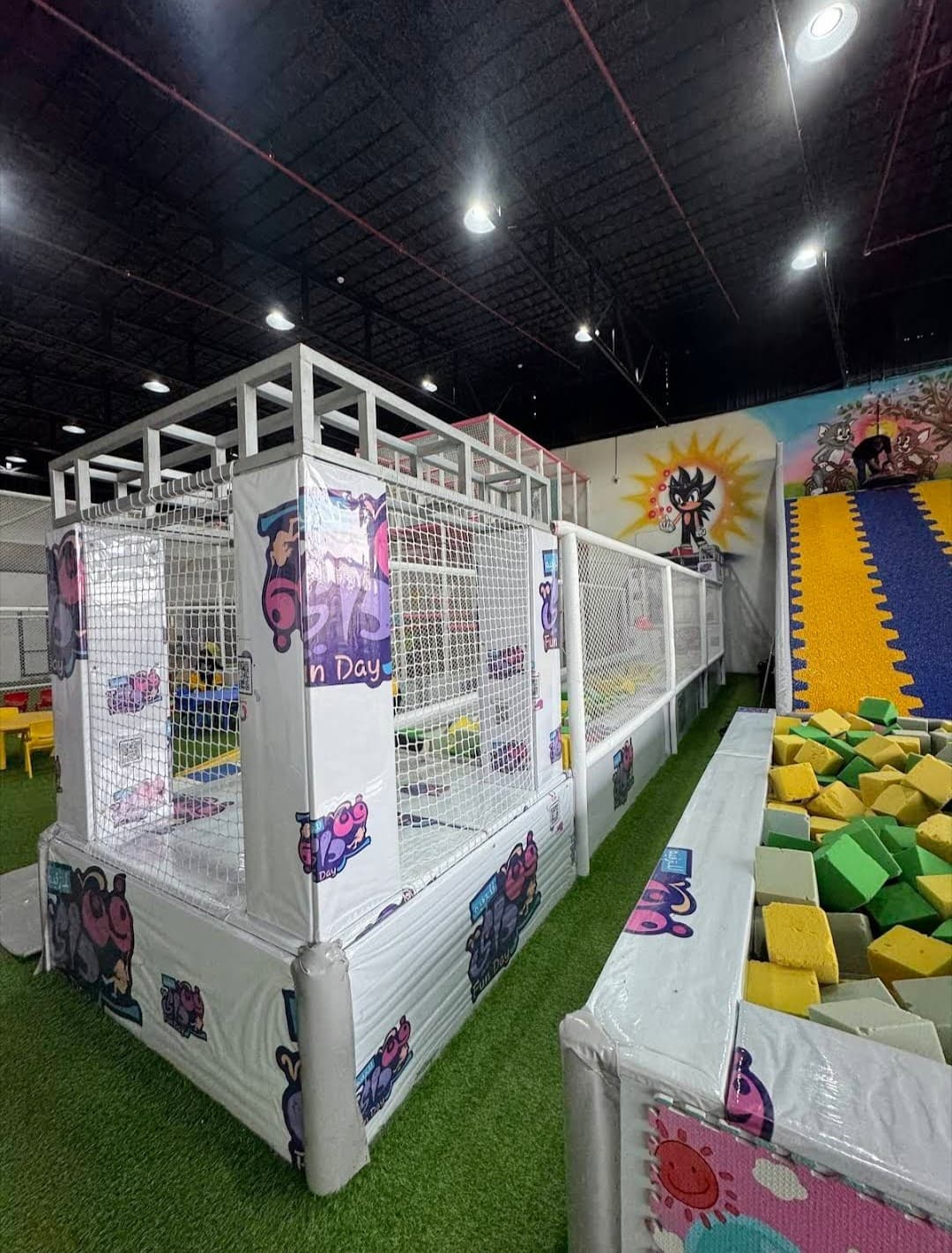 فن داي - Image 1